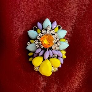 Beautiful Costume Jewelry Pendant